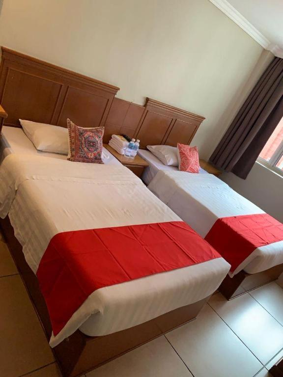River Park Hotel Сібу Екстер'єр фото